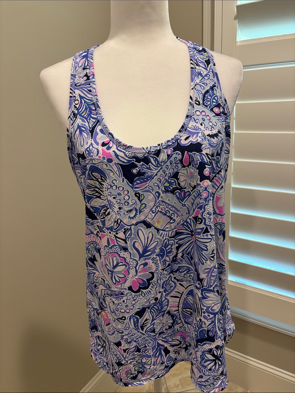 Lilly Pulitzer Lucretia racerback  Scoop Neck Tank Top - Blue/Pink